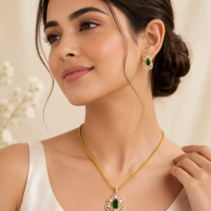 Emerald Grace Pendant Set
