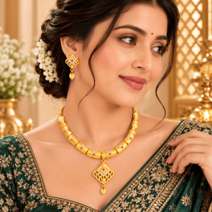 Aura Royal Heritage 3 Imperial Necklace Set